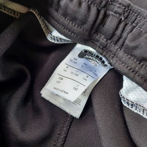 Adidas Kids Black Classic Joggers 13-14 USED - Picture 7 of 9